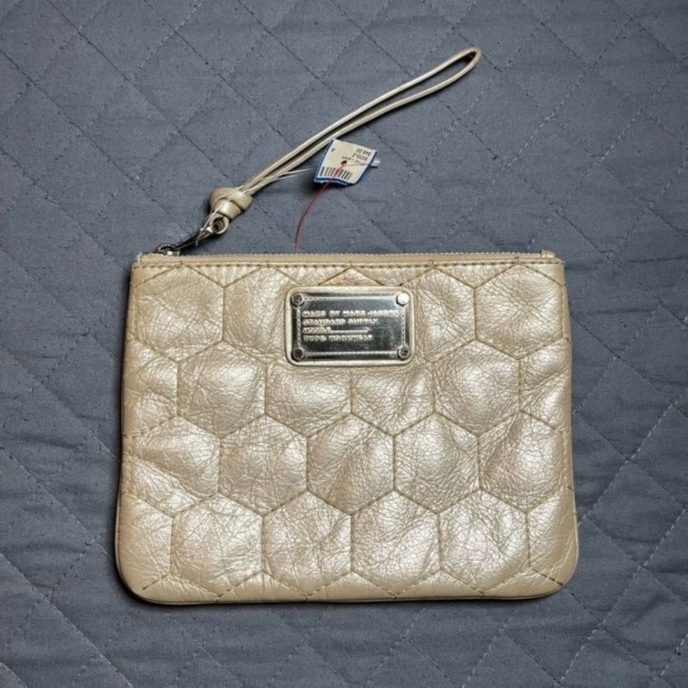 Marc by‎ Marc Jacobs Standard Supply Hexagon Pouch Clutch Gold